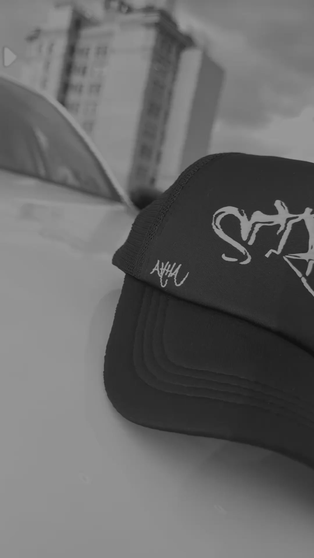 Static hat
